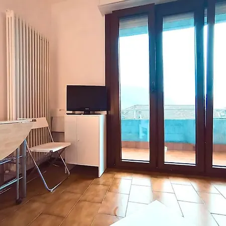 Free Parking! Como, 5 Min To Swiss 아파트 코모